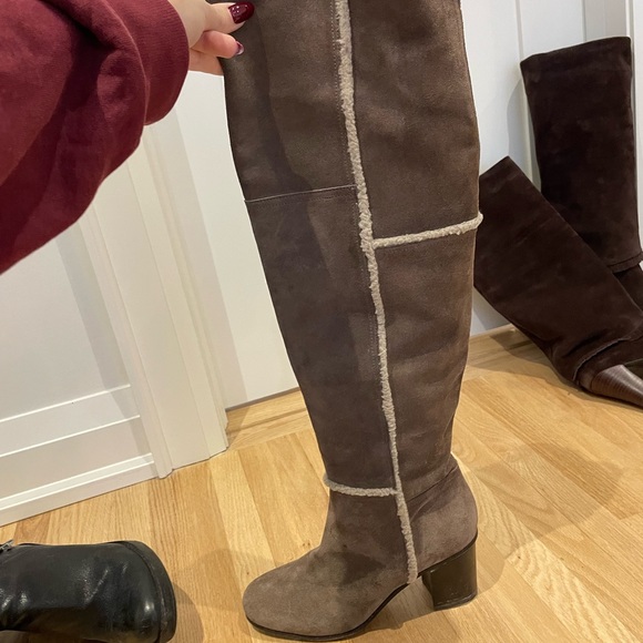 italian suede knee high boots! gorgeous!!! - Picture 5 of 5